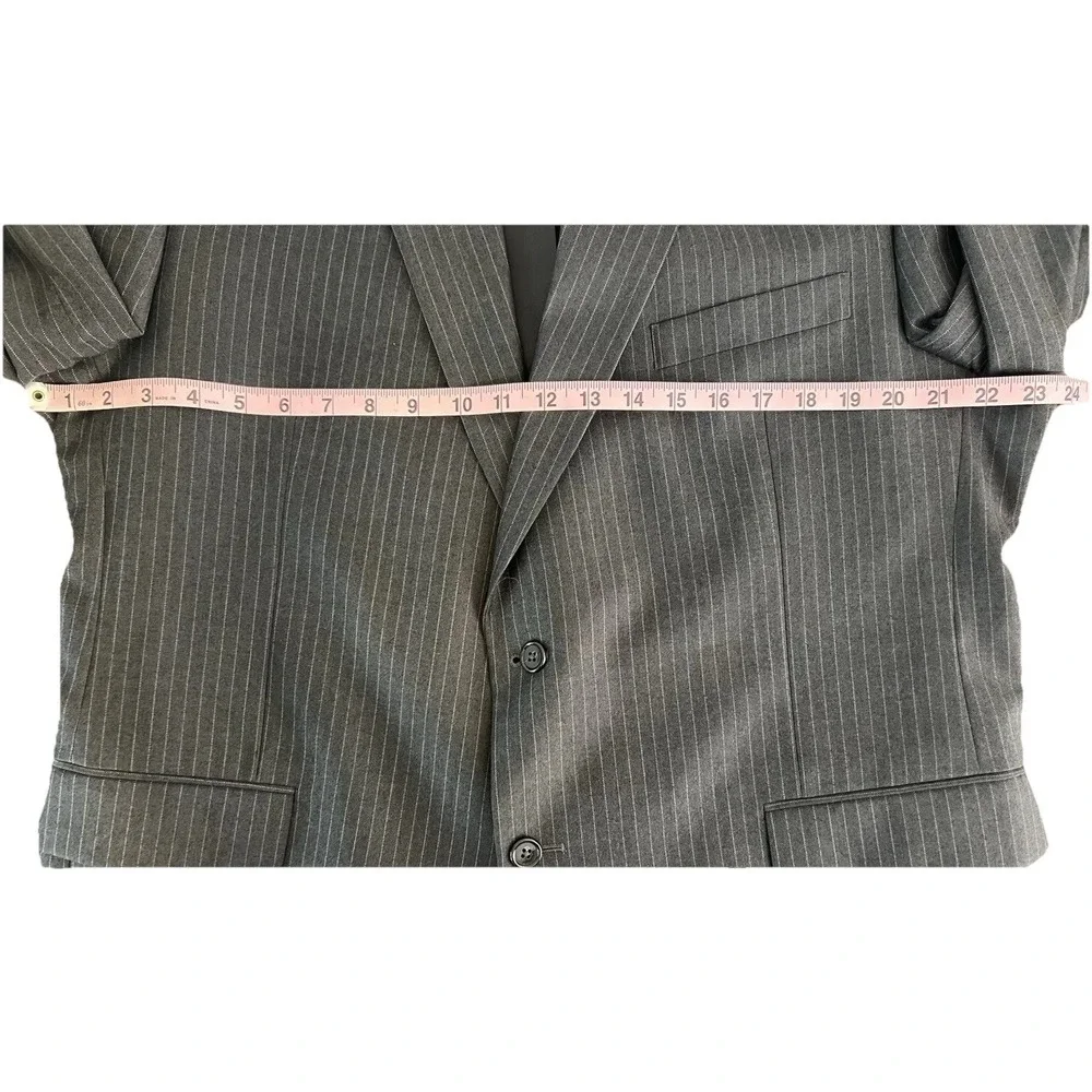 Jos‎ A Bank Signature Collection Blazer 46R Gray Pinstripe Wool Silk Suit Jacket